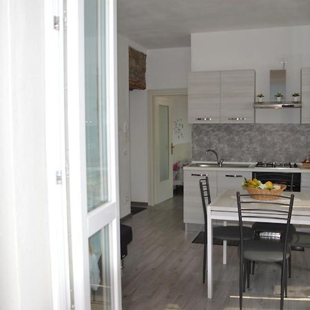 Lescen White Residence - Lake View Lezzeno Luaran gambar
