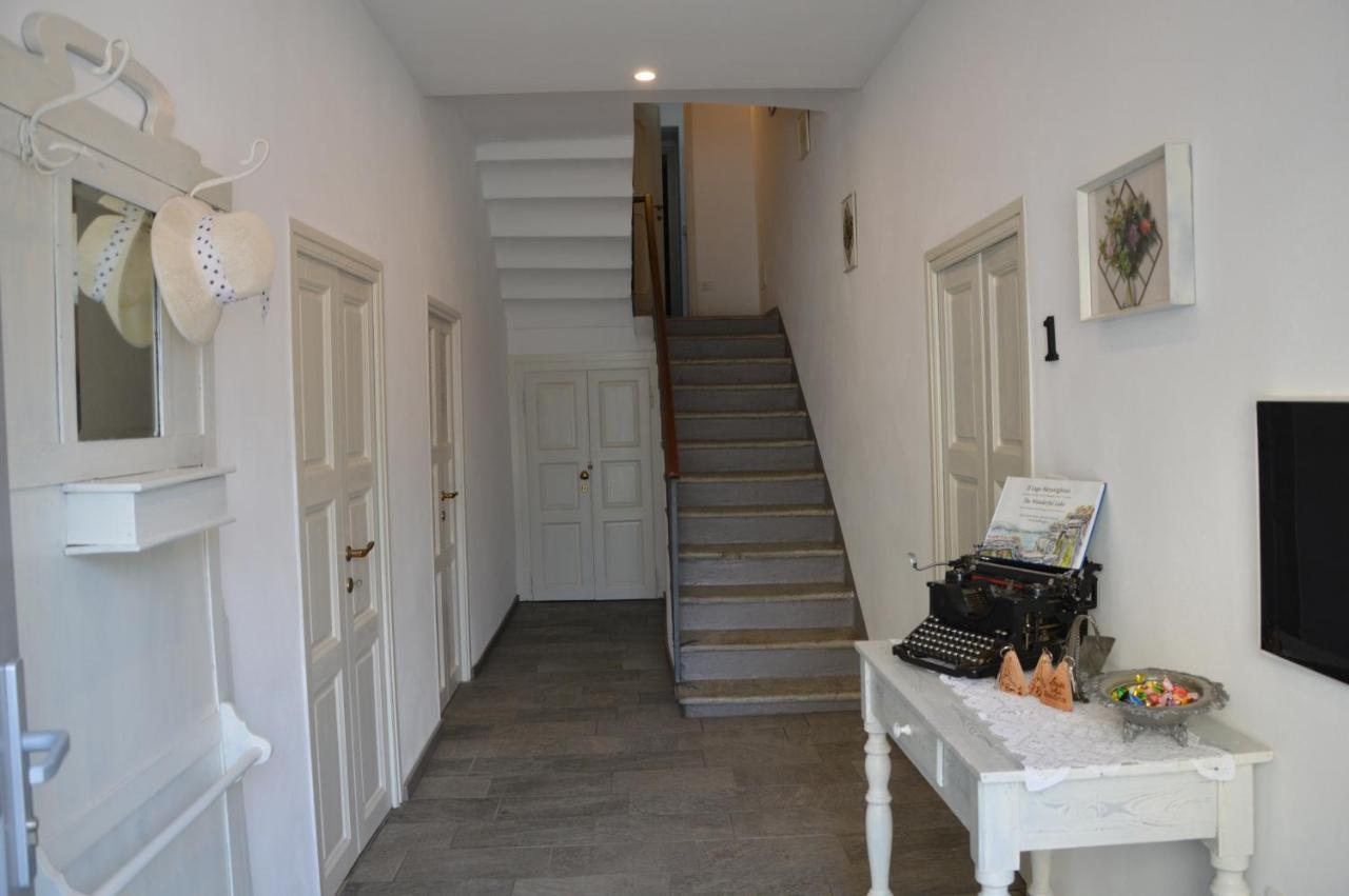 Lescen White Residence - Lake View Lezzeno Luaran gambar